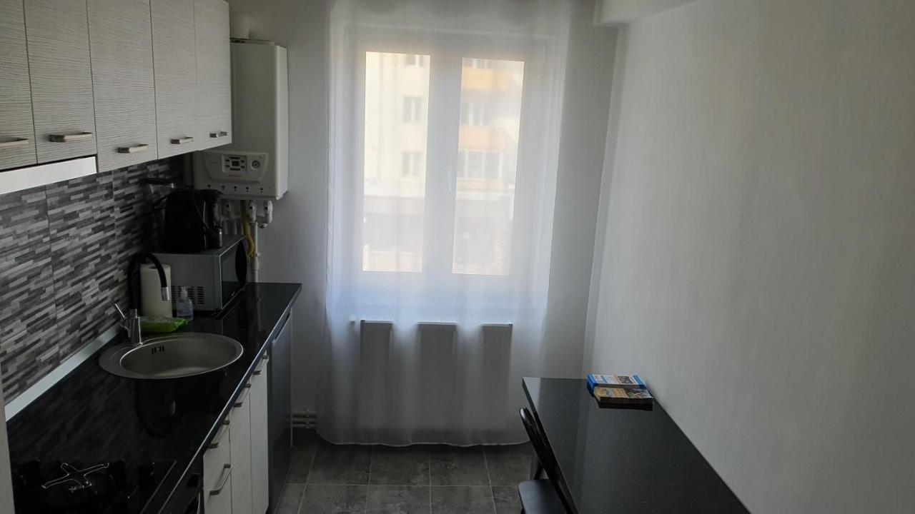 FIM apartament Hunedoara Exterior foto