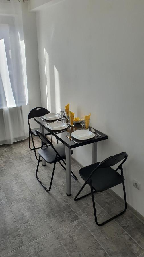 FIM apartament Hunedoara Exterior foto