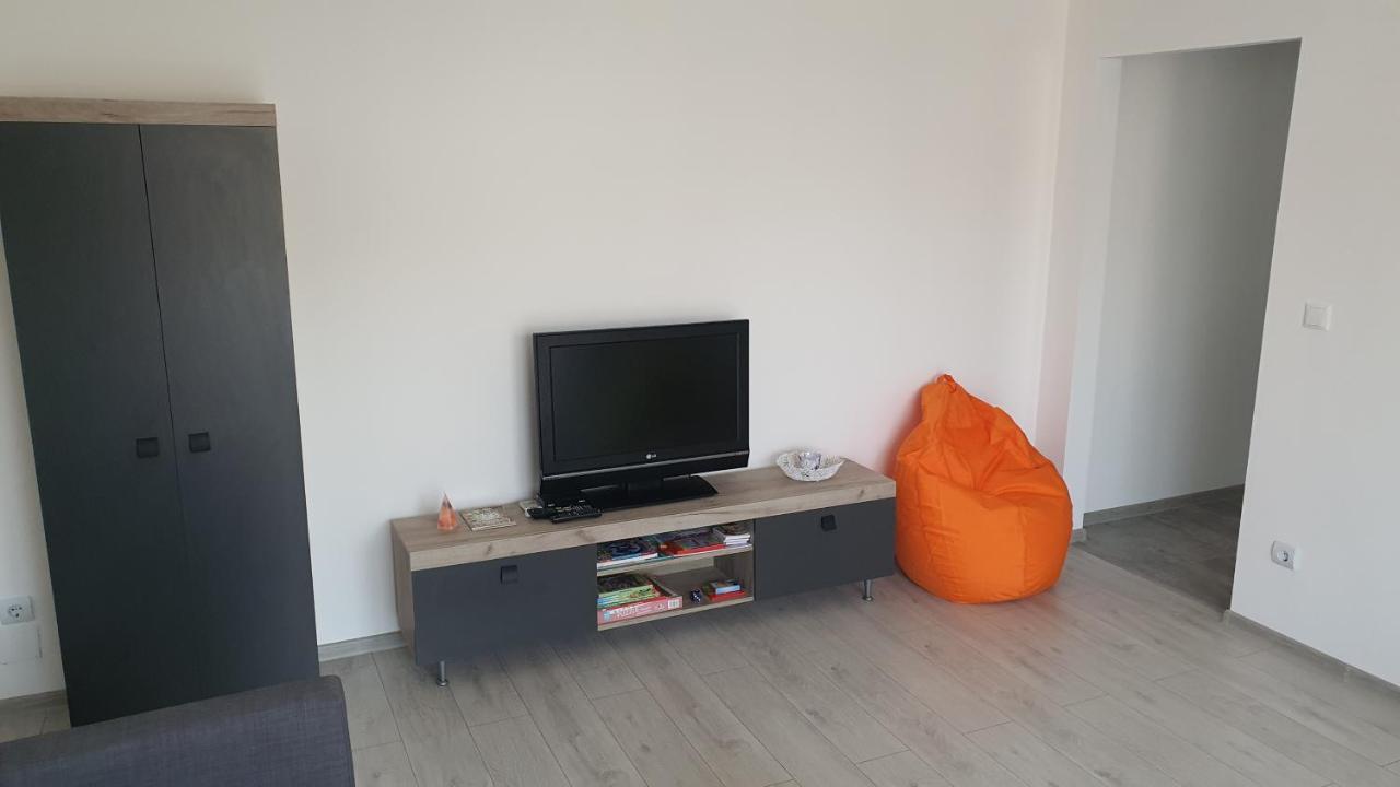 FIM apartament Hunedoara Exterior foto