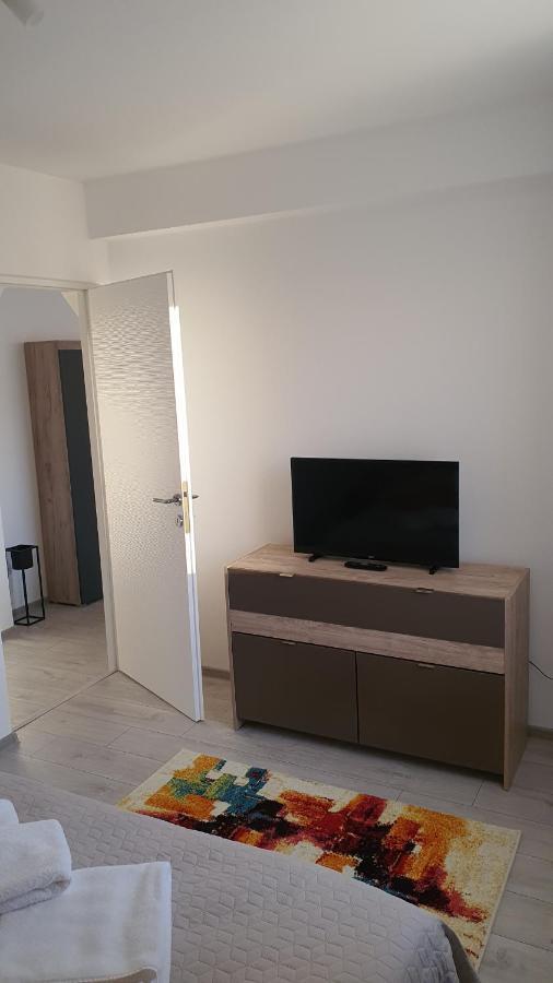 FIM apartament Hunedoara Exterior foto
